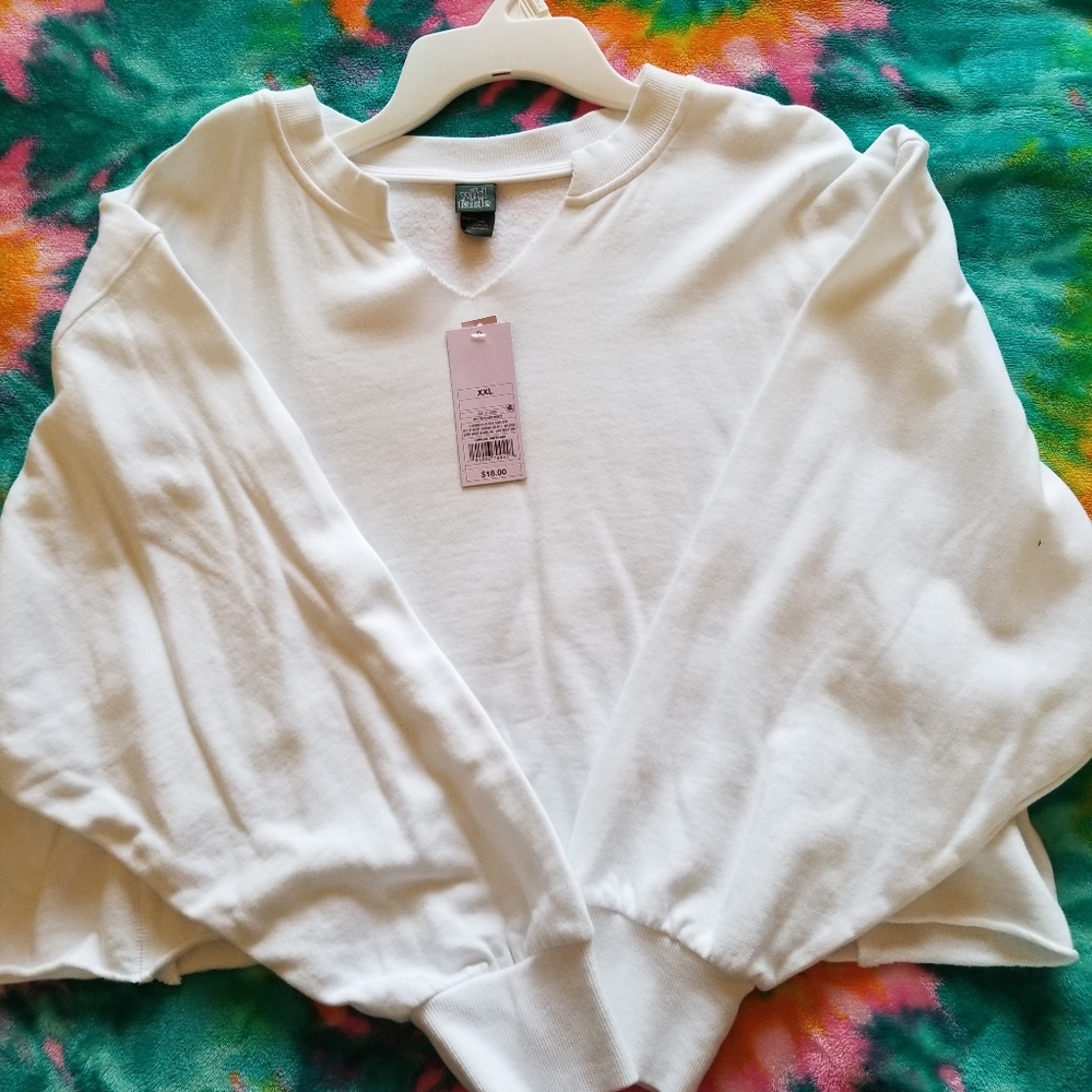 White crop top